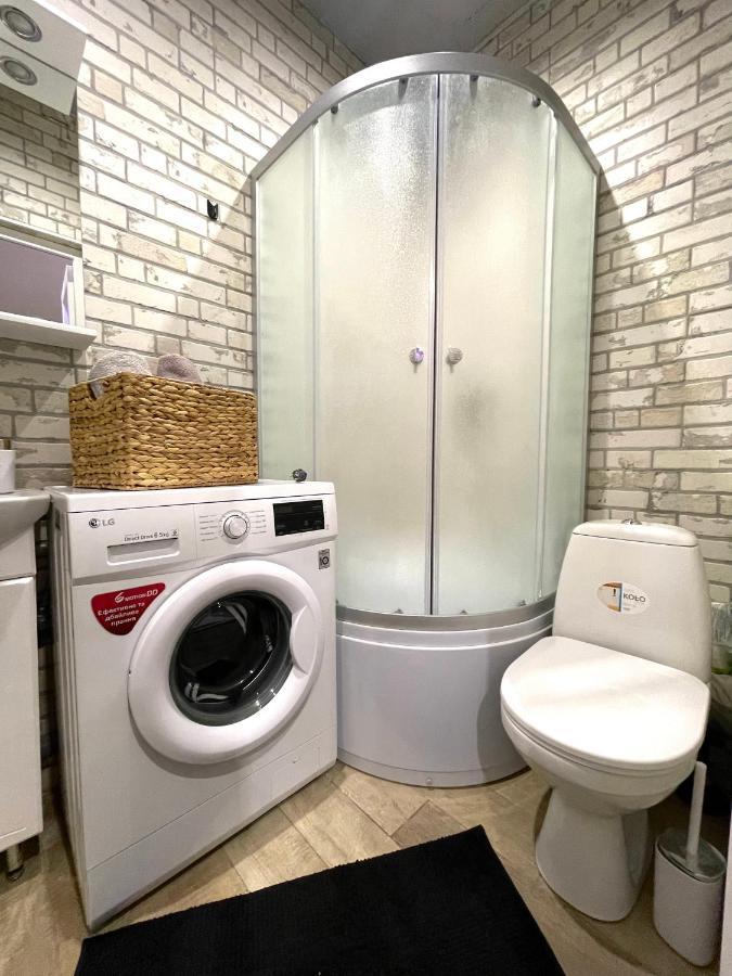 Loft_Apartment คาเมียเนตส์-โปดิลสกี ภายนอก รูปภาพ
