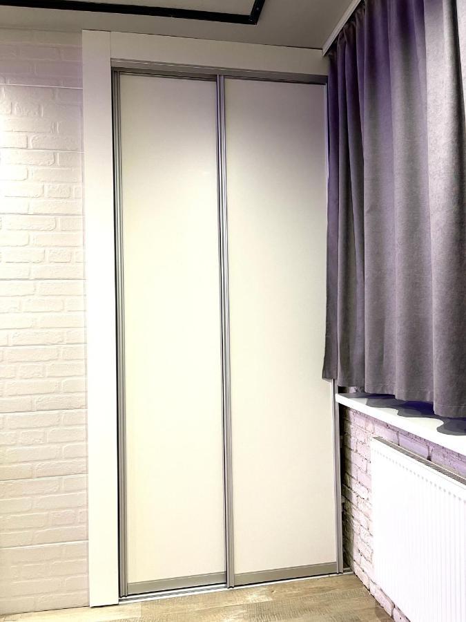 Loft_Apartment คาเมียเนตส์-โปดิลสกี ภายนอก รูปภาพ