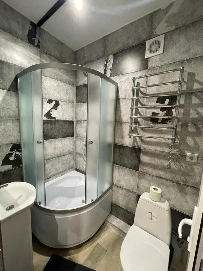Loft_Apartment คาเมียเนตส์-โปดิลสกี ภายนอก รูปภาพ